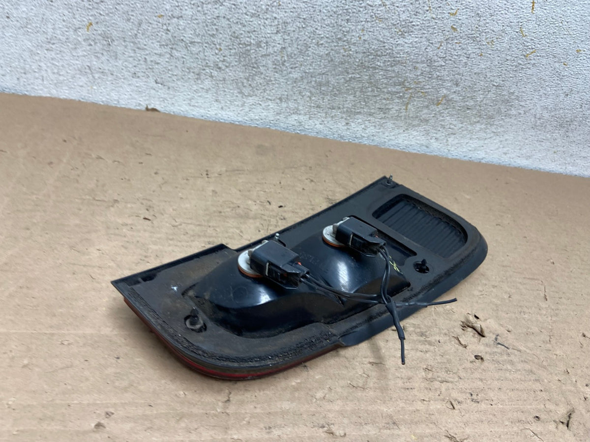 2003 2004 2005 Lincoln Aviator Left Driver Lh Inner Tail Light Side AI1012 LK4