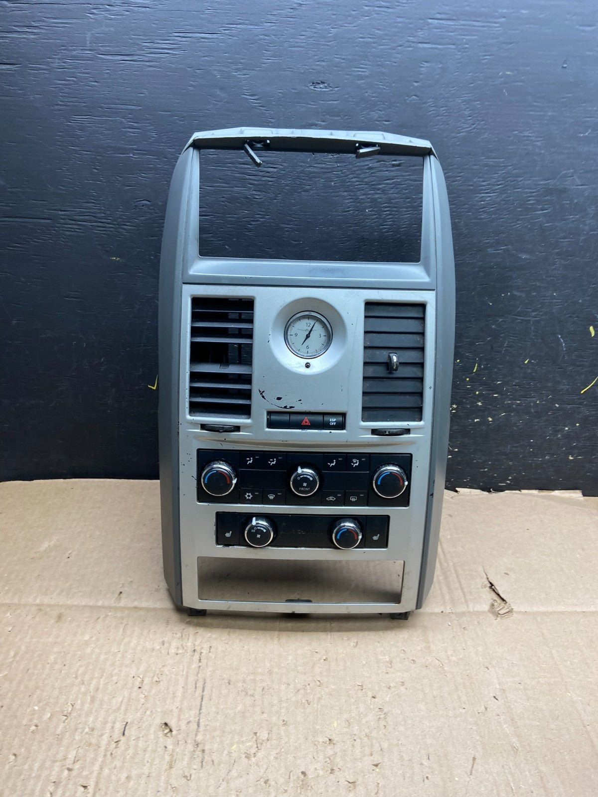 2008 - 2010 Dodge Grand Caravan Radio Bezel Climate Control Heat Heater y5261 DG0