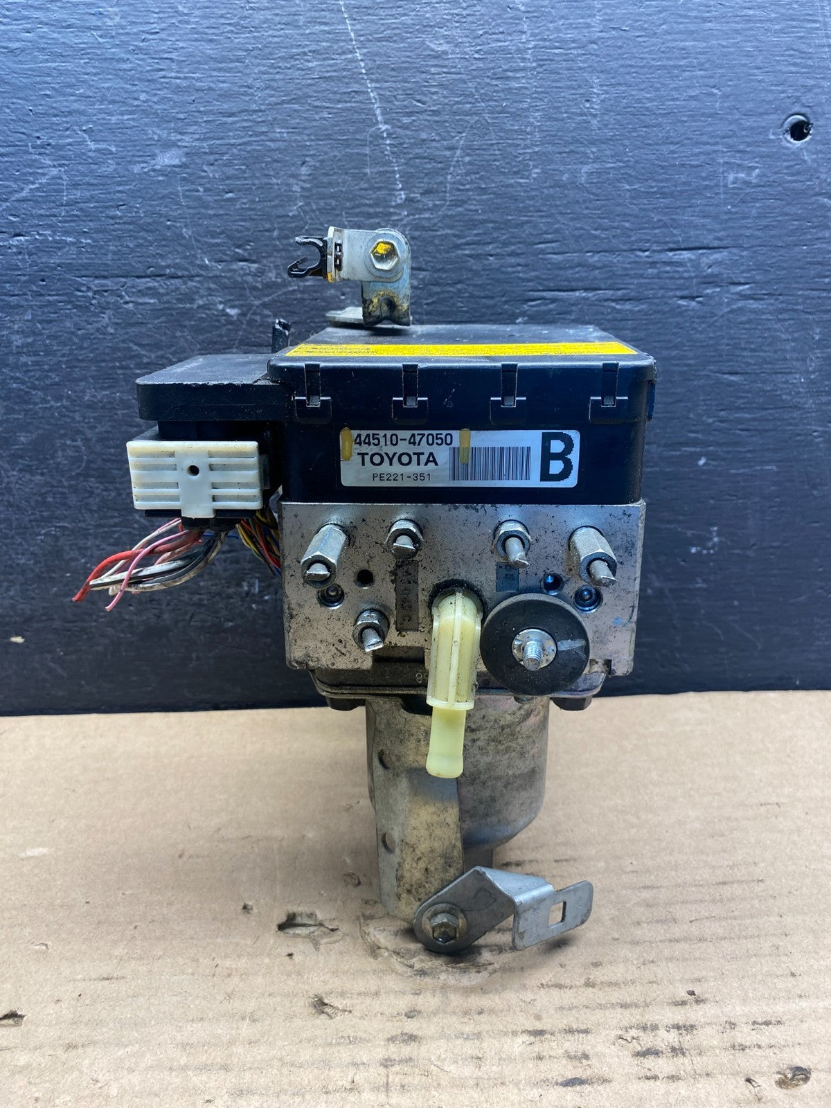 2004 - 2009 Toyota Prius ABS Brake Pump Anti Lock Module AE2118 DW1
