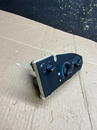 1997-2014 Ford Van Econoline E150 E250 Heater Climate Fan Control AA4808 DG1