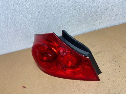 2007 to 2013 Infiniti G35 G37 Sedan Left Driver LH Side Tail Light AC8539 DW1