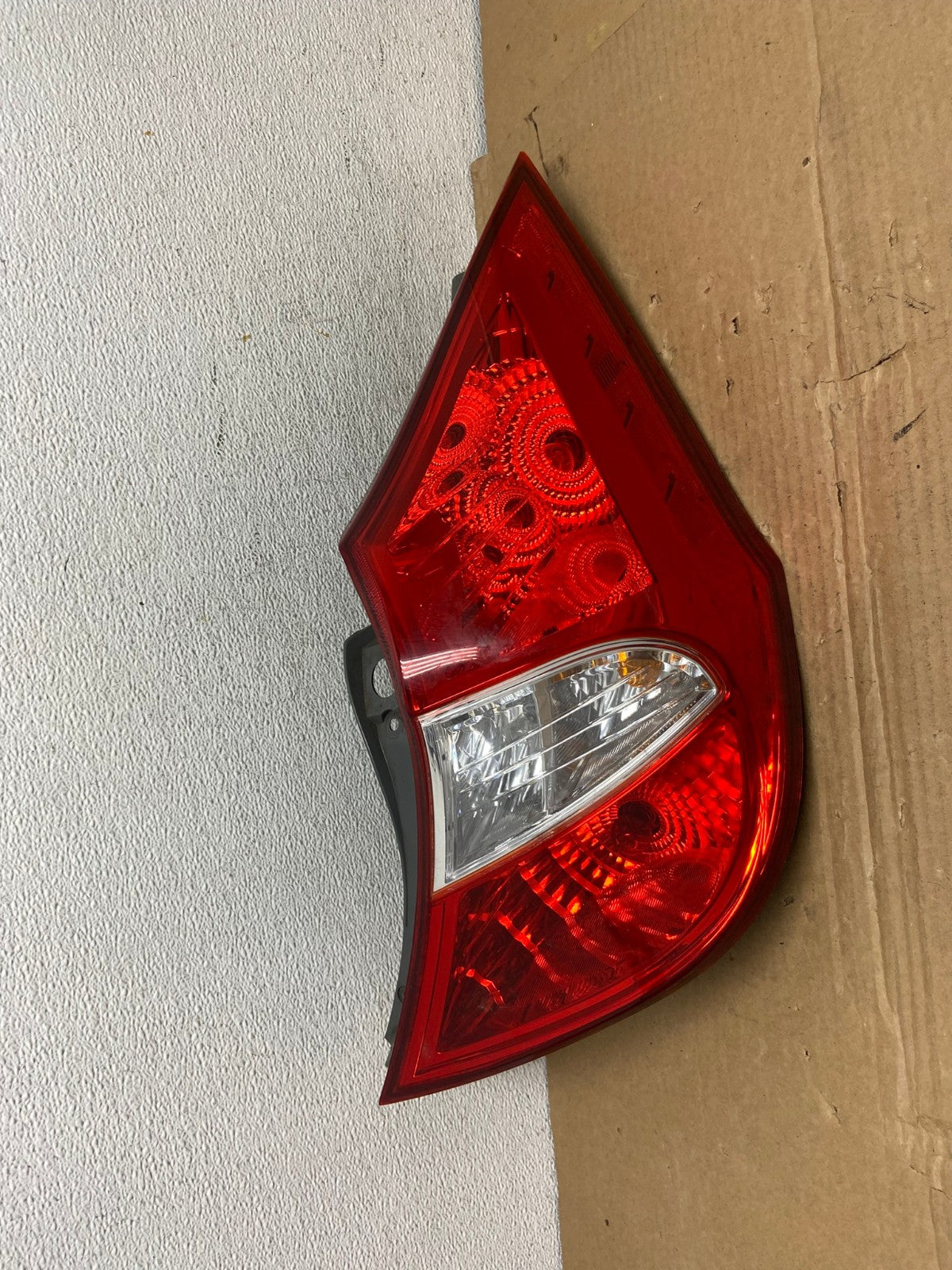 2012-2017 Hyundai Accent Hatchback Right Passenger Side Tail Light AD3904 LK0