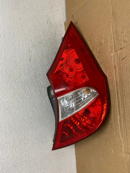 2012-2017 Hyundai Accent Hatchback Right Passenger Side Tail Light AD3904 LK0