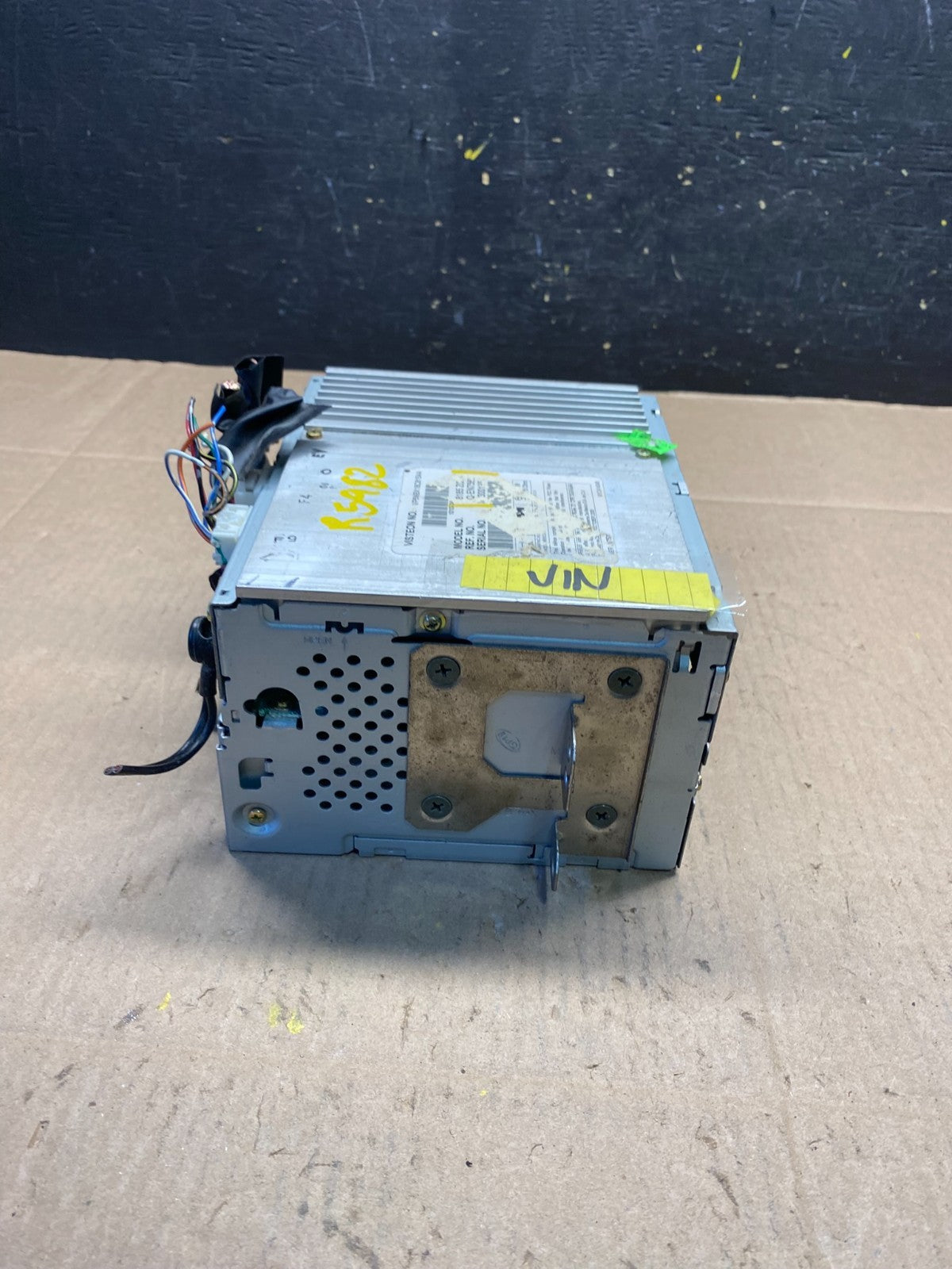 2006 Nissan Armada QX56 Radio Stereo Audio CD Player Receiver R5982 DG3