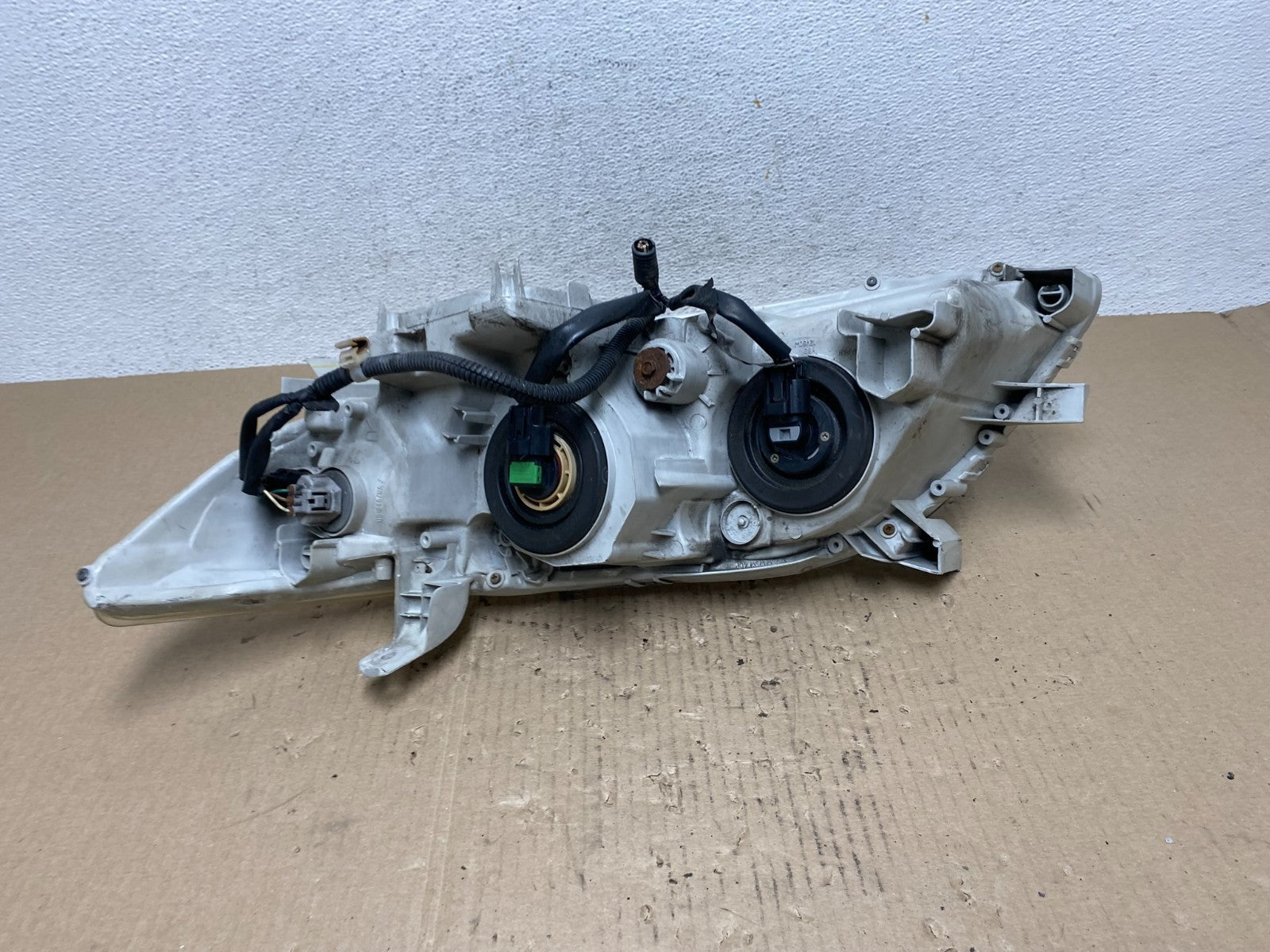 2007 - 2009 Toyota Camry Halogen Right Passenger Headlight AE7035 DW6