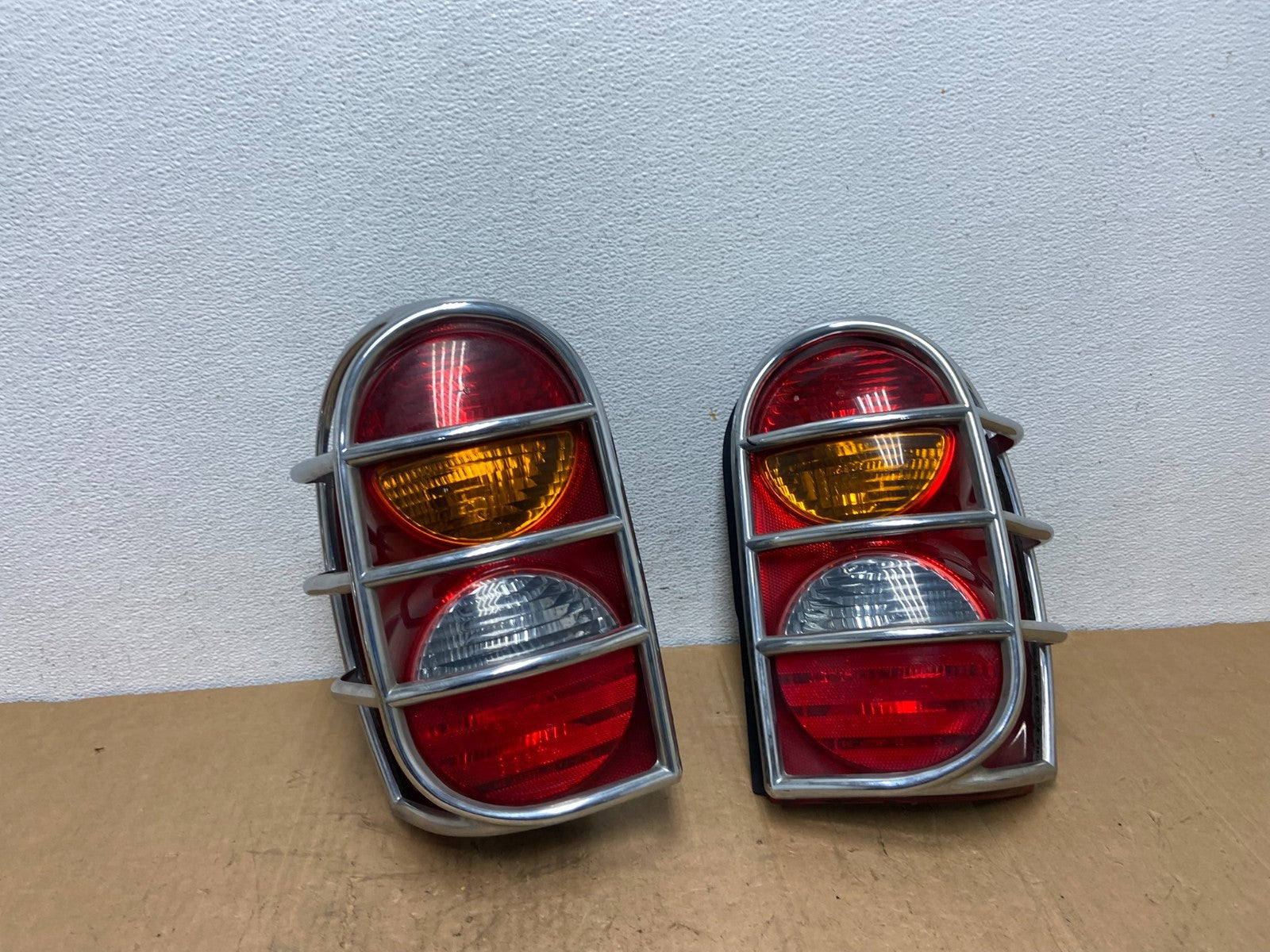 2002 2003 2004 Jeep Liberty Left+Right Side Tail Lights AD1331 DW0
