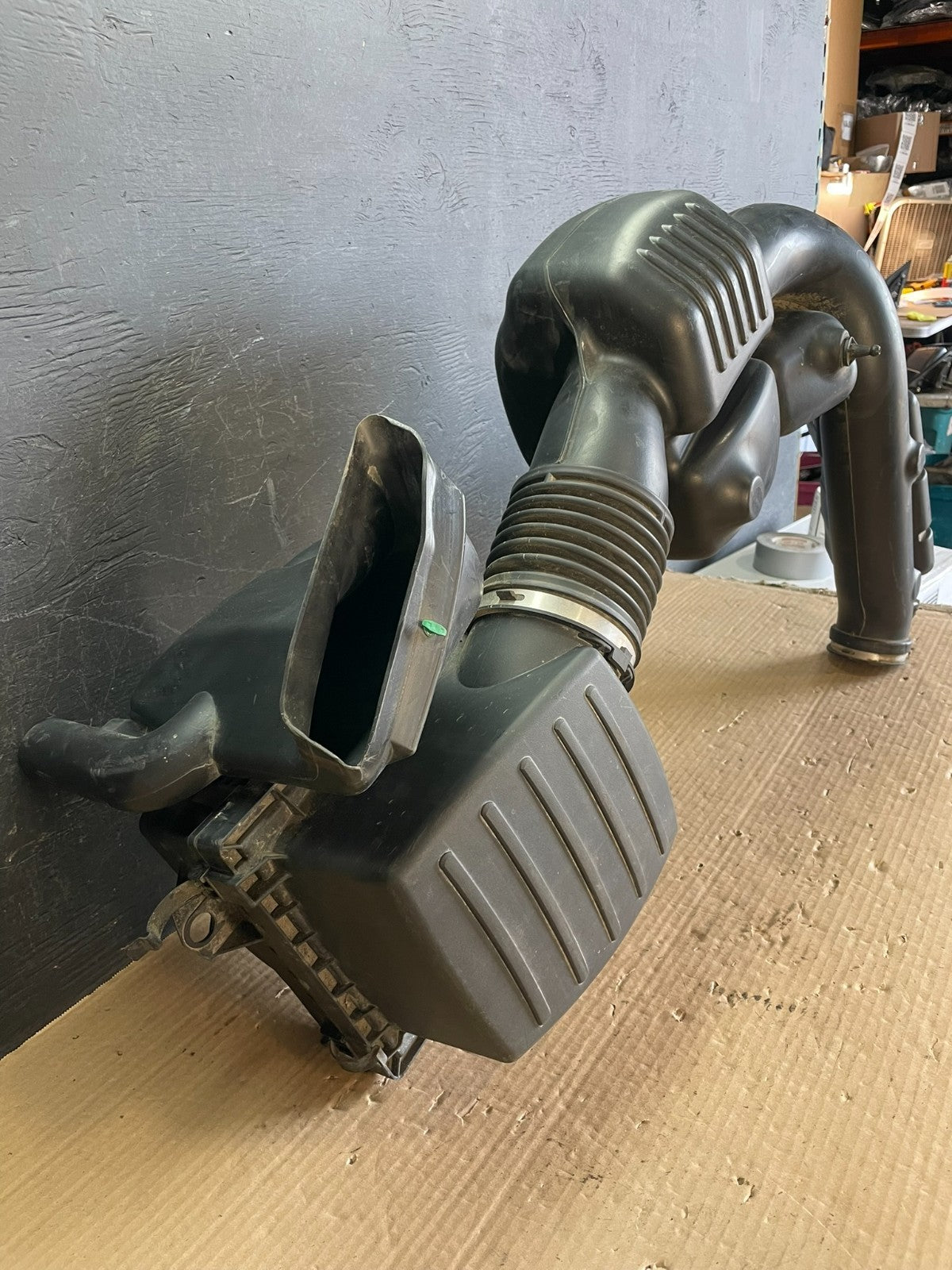 2011 - 2013 Dodge Durango 3.6L Resonator Air Intake Tube AF3512 DW2
