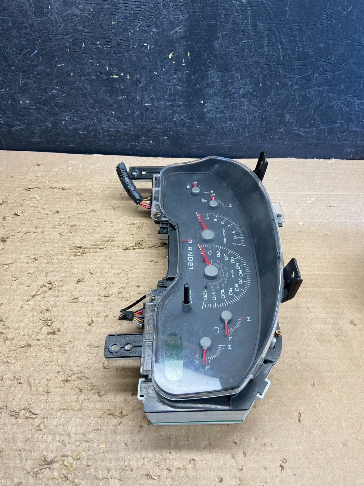 2000 2002 Ford Expedition Speedometer Instrument Gauge Cluster AG8765 DG2