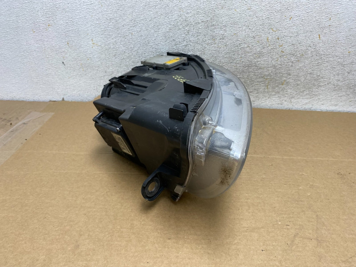 2005 to 2008 Audi A6 Right Passenger Side Headlight Xenon HID AH7737 DW7