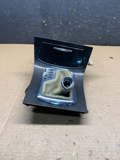2011 to 2019 Infiniti M37 M56 Dash Center Console Storage Shifter Floor Q9593 DG3