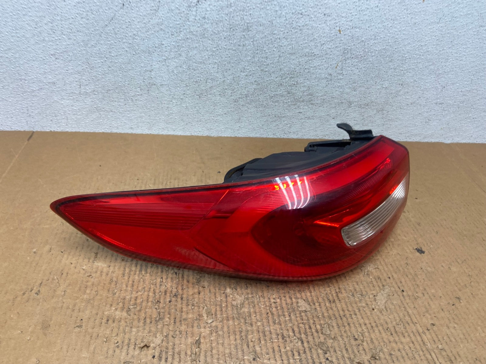 2015 2016 2017 Hyundai Sonata Left Driver Lh Tail Light AE2824 LK2