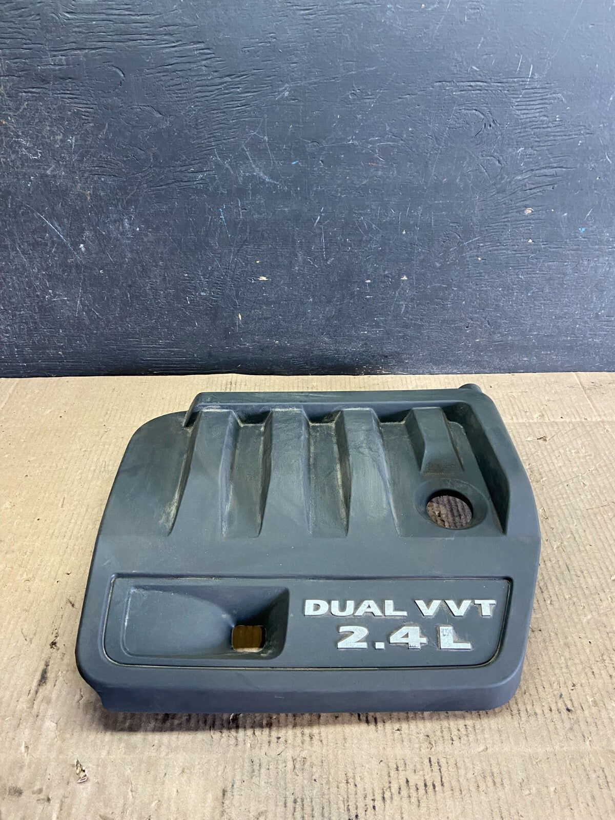 2012 to 2014 Chrysler 200 Engine Cover Top Lid Cover J7248 DG0