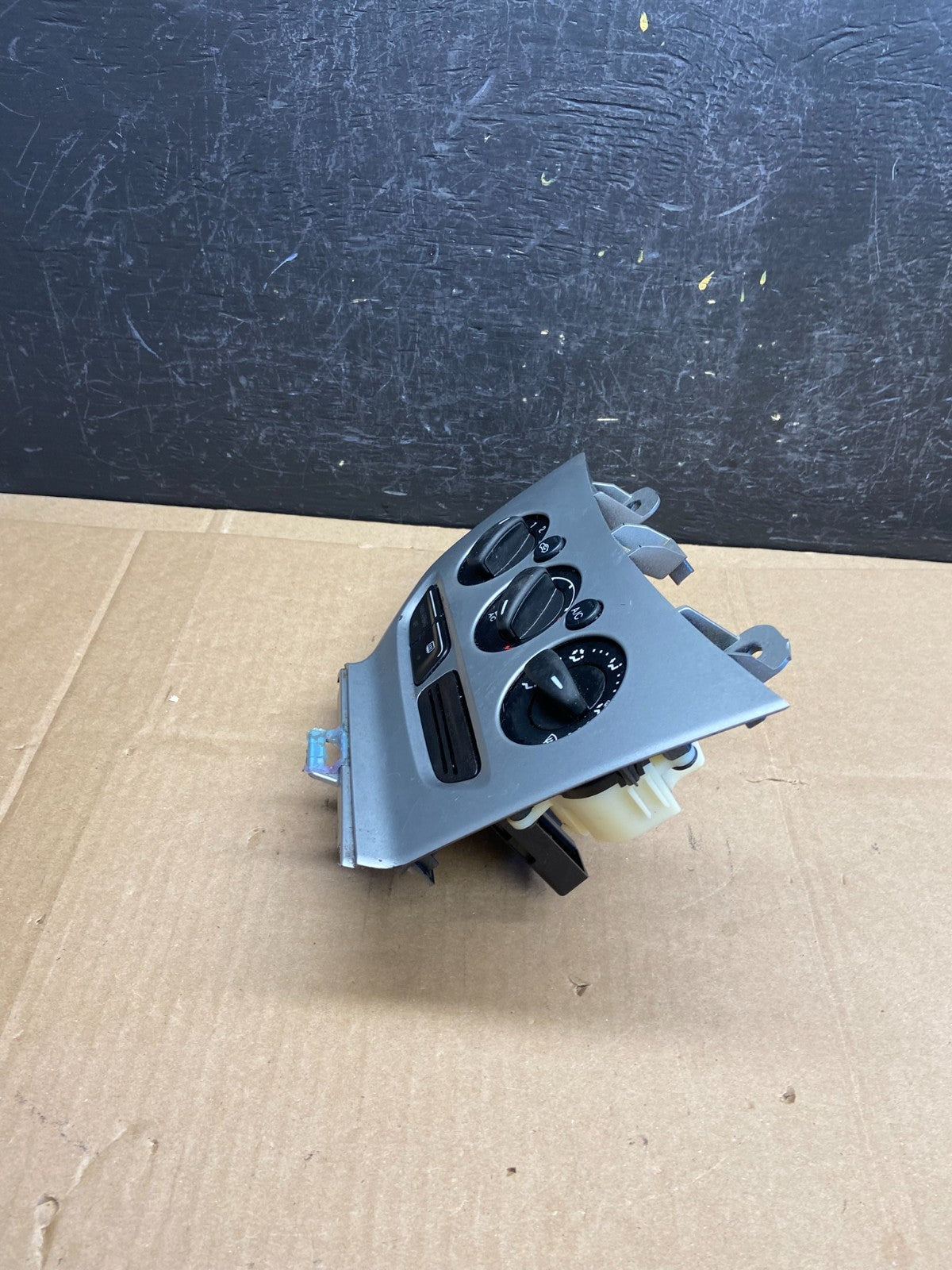 2013 2014 Ford Focus Ac Heater Climate Control Temperature AD2102 DG2