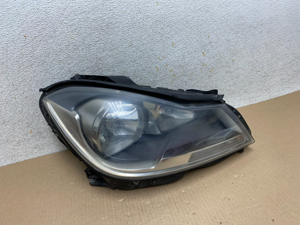 2012 - 2015 Mercedes Benz C250 Coupe Right Passenger RH Side Headlight AJ2418 DW0