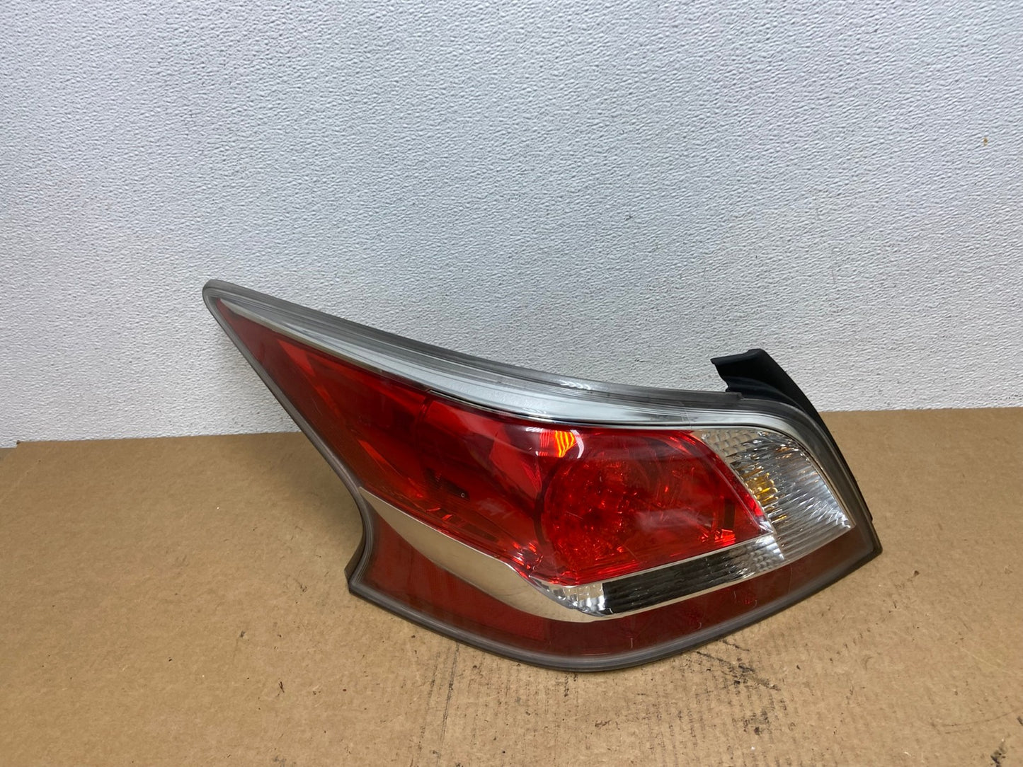 2013 2014 2015 Nissan Altima Left Driver LH Side Tail Light OEM AC2882 LK0