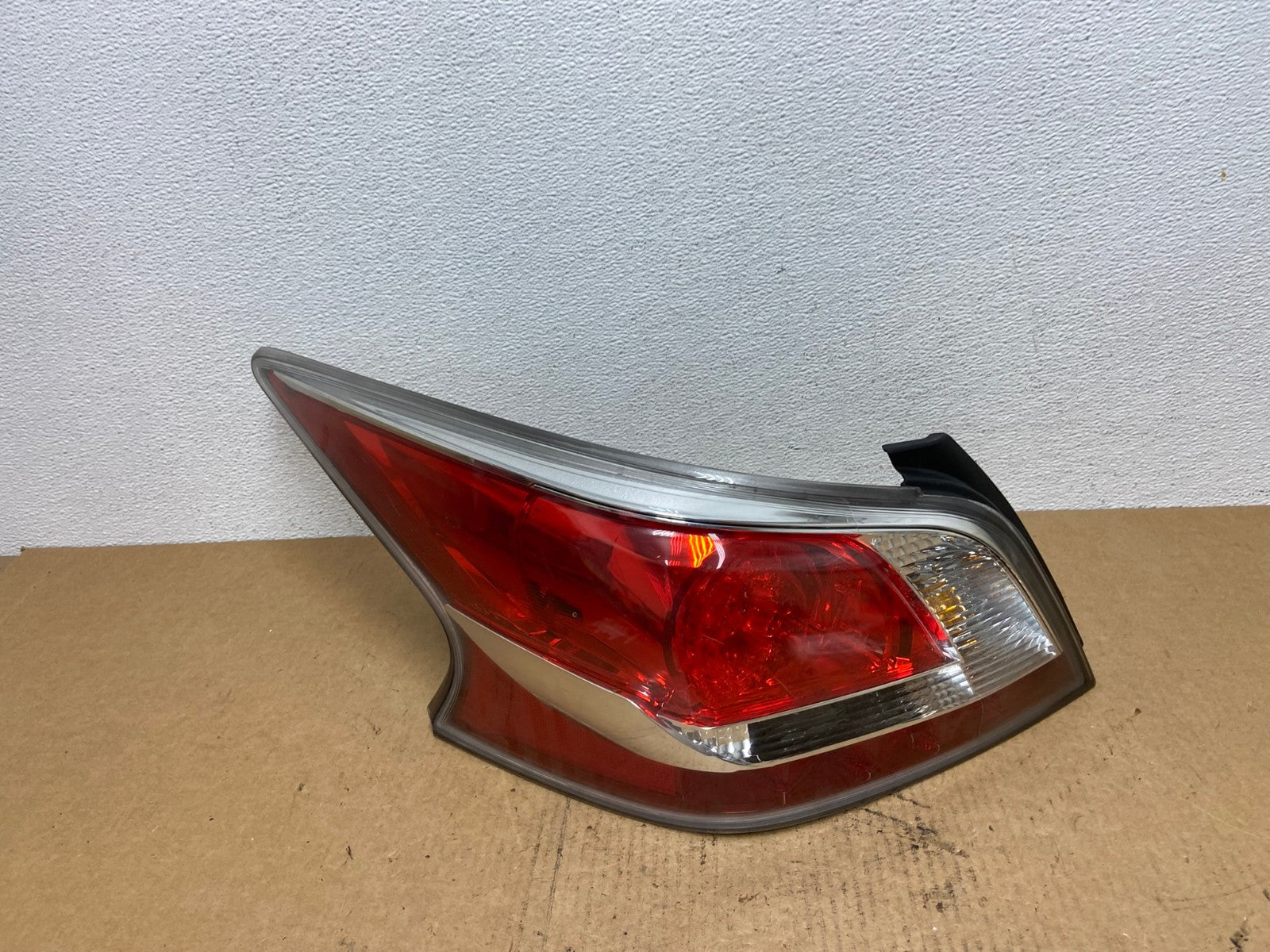 2013 2014 2015 Nissan Altima Left Driver LH Side Tail Light OEM AC2882 LK0