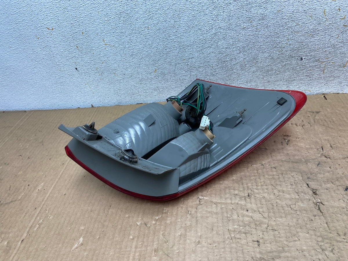 2008 to 2015 Nissan Rogue Right Passenger Rh Side Tail Light AI8308 LK4