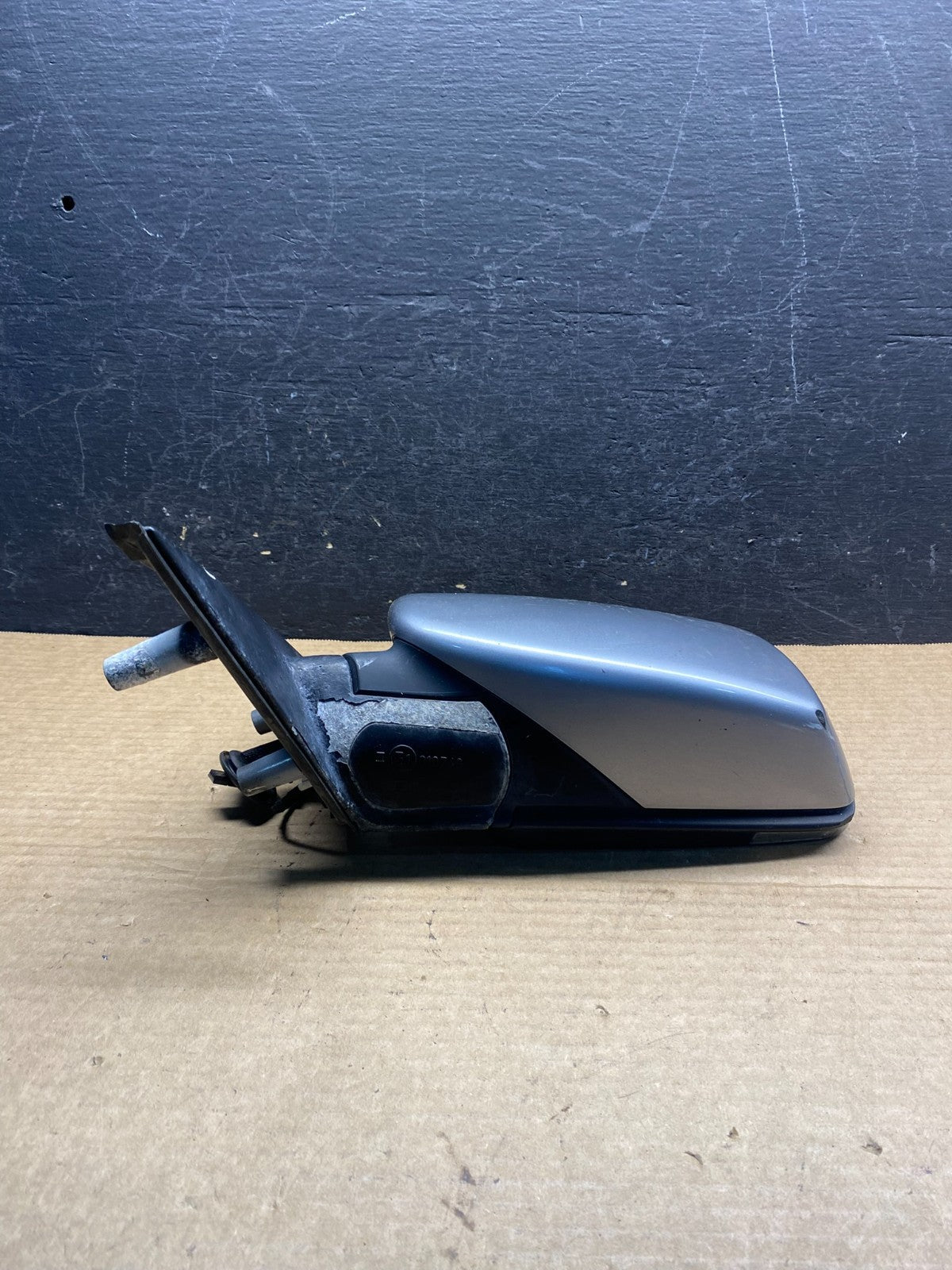 2004 - 2006 BMW 5-Series 525i 530i Left Driver LH Door View Mirror AF7789 DG3