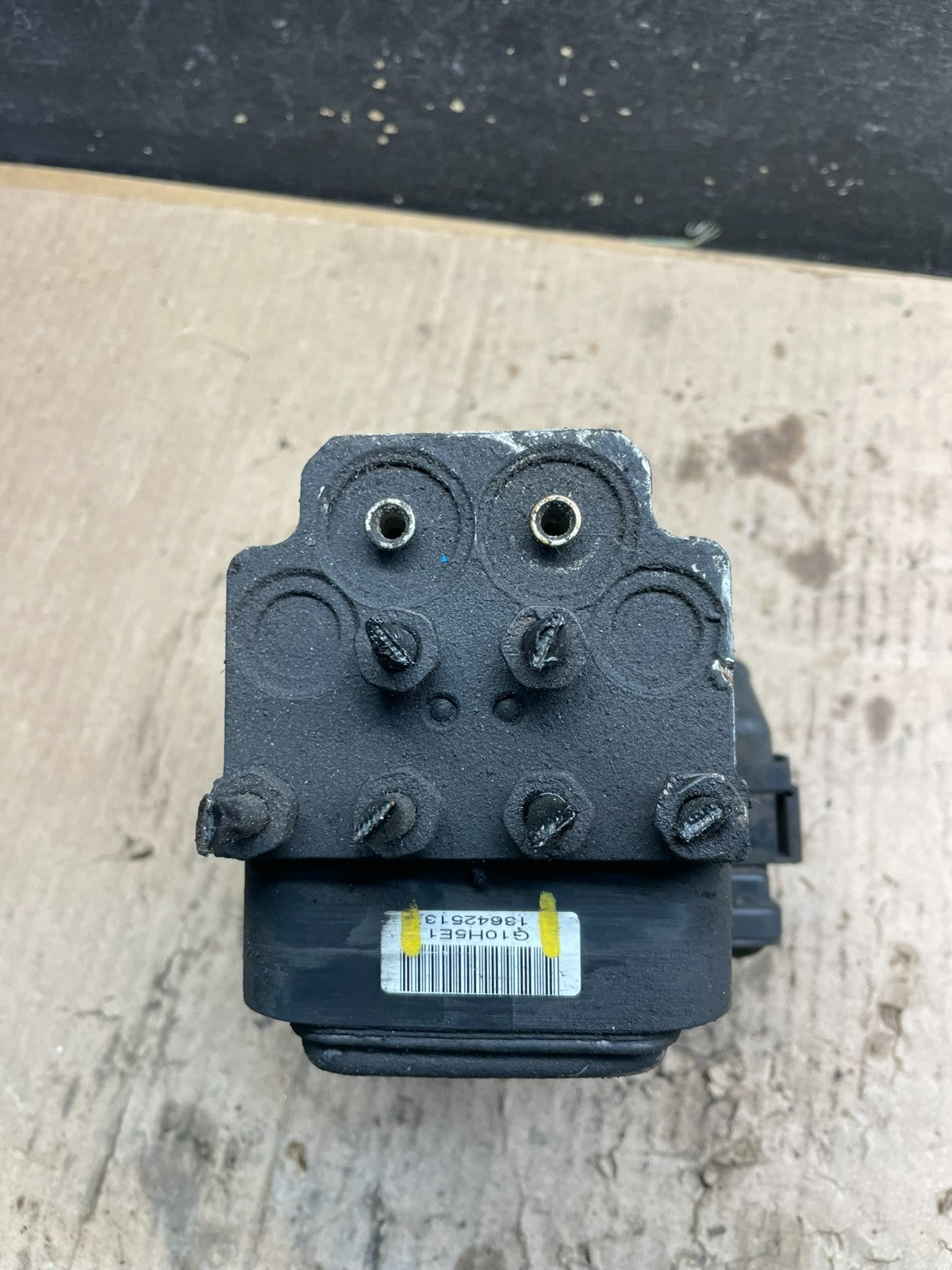 2004 2005 2006 Cadillac Escalade ABS Pump Anti Lock Brake Module T7558 DG4