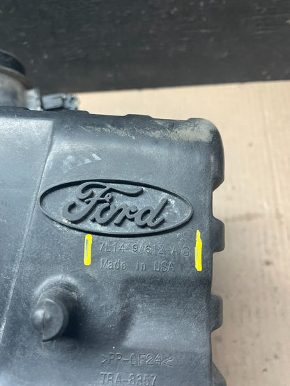 2007-2008 Lincoln Navigator Ford Expedition 5.4L Air Cleaner Intake Box J7516 DG8