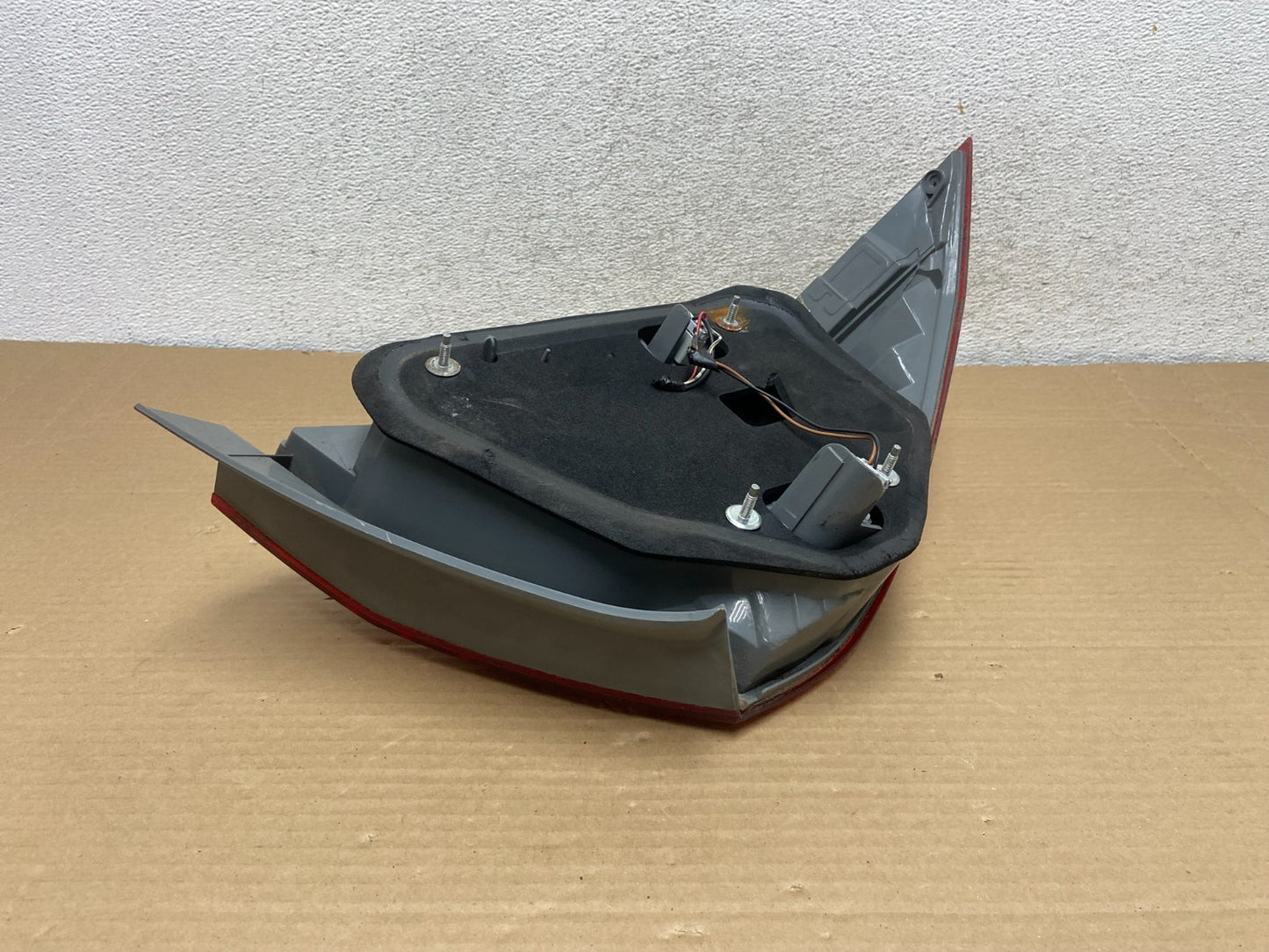 2006 - 2007 Honda Accord Right Passenger Side Tail light AG8846 DW4
