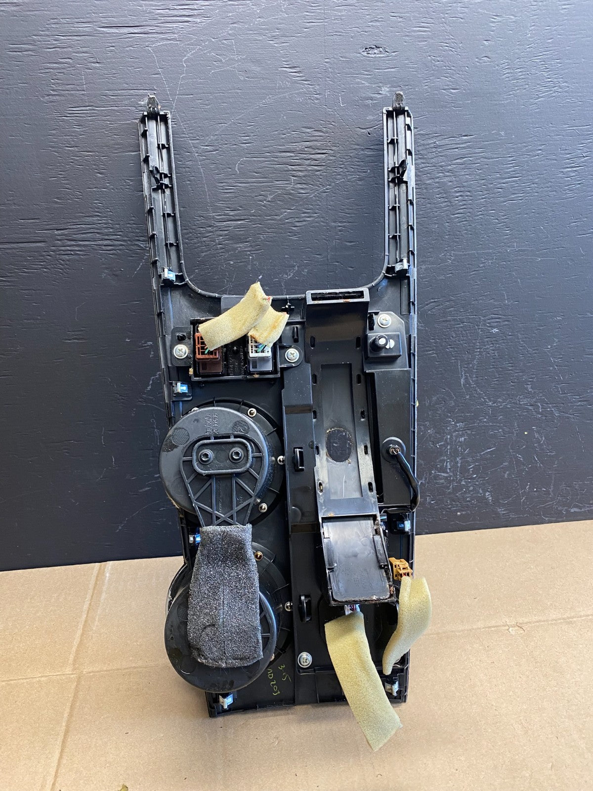 2013 to 2020 Nissan Pathfinder Front Shifter Center Console Cup Holder AB9175 DG3