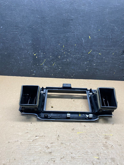 2010 - 2012 Lincoln MKZ Center Dash Gps Radio Bezel Panel Air Vent OEM S6653 DG4