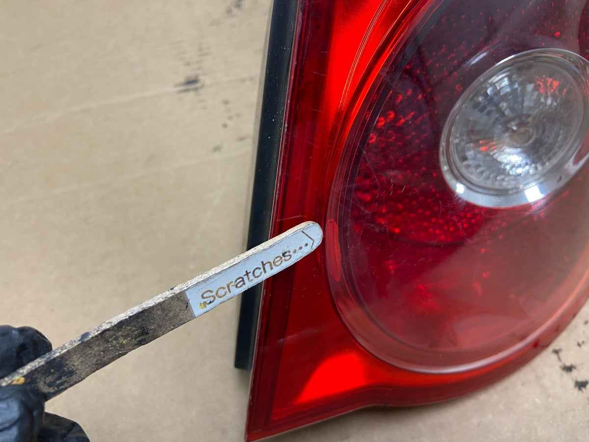 2005 2006 2007 Volkswagen Jetta Right Passenger Rh Side Tail Light AH7862 LK3