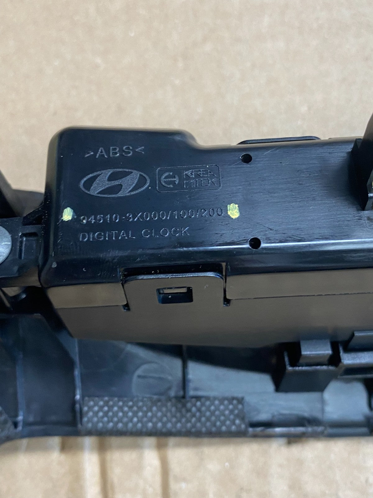 2011-2013 Hyundai Elantra Dash Radio Bezel Clock Display Trim AF6540 DG5