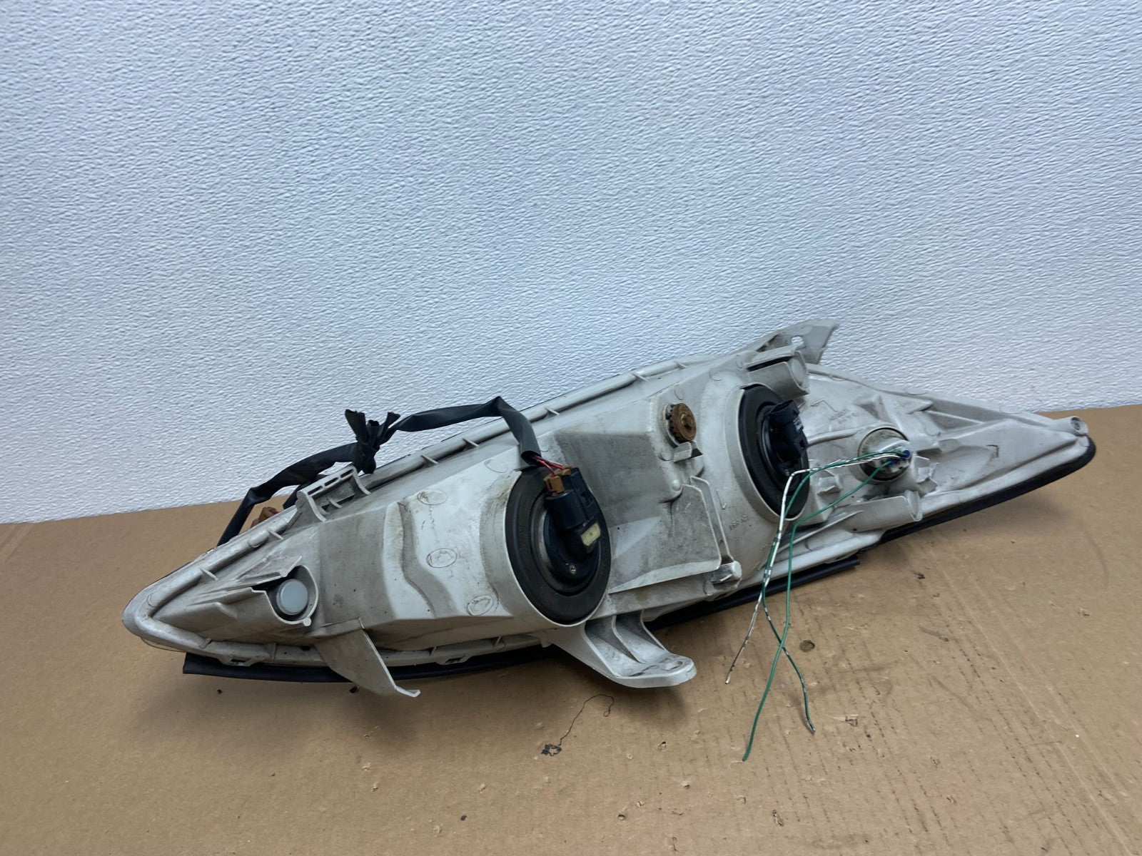 2002 2003 2004 Toyota Camry Left Driver Lh Side Halogen Headlight AB6428 DW4