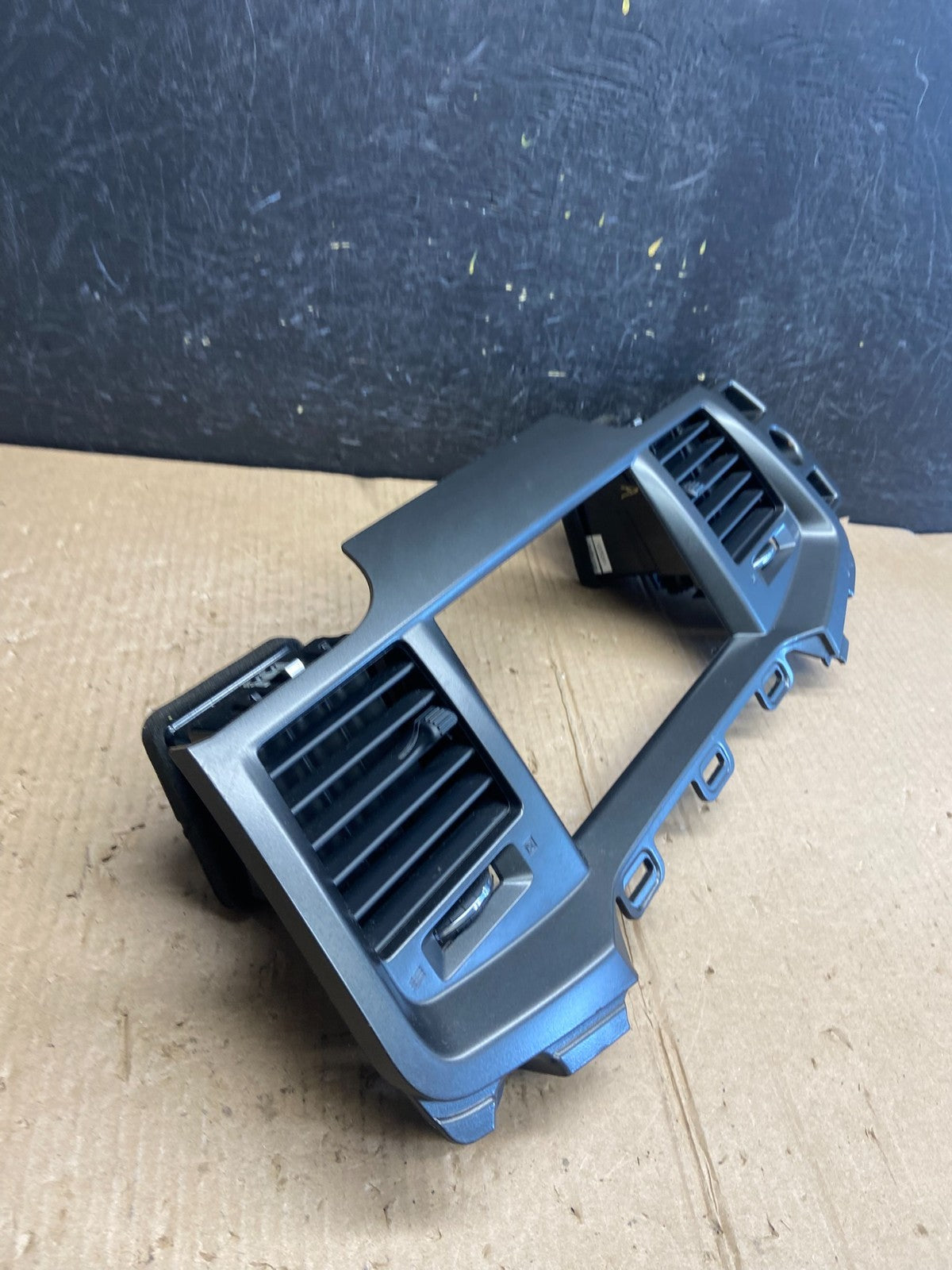 2013 2014 2015 2016 Lincoln MKS Center Radio Dash Trim Air Vent ae3989 DG2