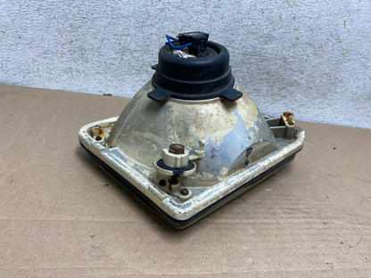 1999-2002 Land Rover Discovery Right Passenger Side Halogen Headlight AH9373 DG5