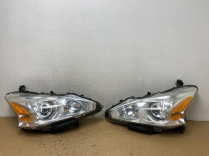2013 to 2015 Nissan Altima Left+Right Side Set Halogen Headlights AF8192 DW0