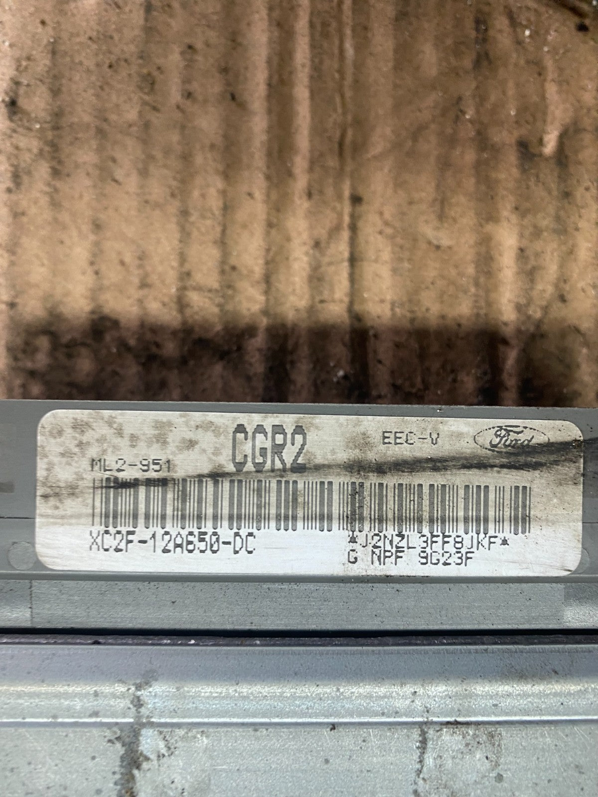 1999 Ford E250 4.2L Van Engine Control ECU Computer XC2F-12A650-DC Q0735 DG3