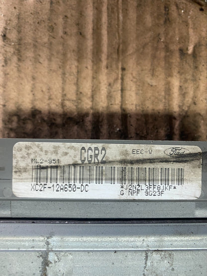 1999 Ford E250 4.2L Van Engine Control ECU Computer XC2F-12A650-DC Q0735 DG3