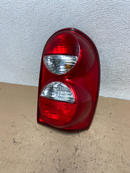 2005 2006 2007 Jeep Liberty Right Passenger Rh Side Tail Light AG43360