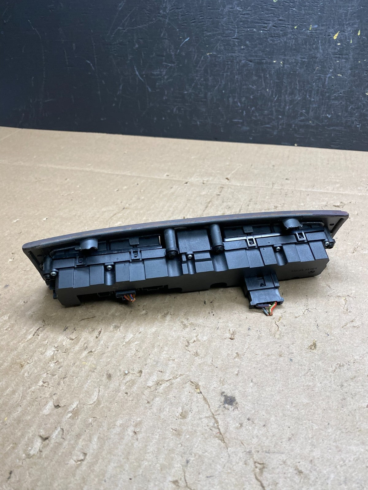 2005-2009 Mercedes W209 CLK350 CLK550 Door Lock ESP Hazard Control AC6588 DG5