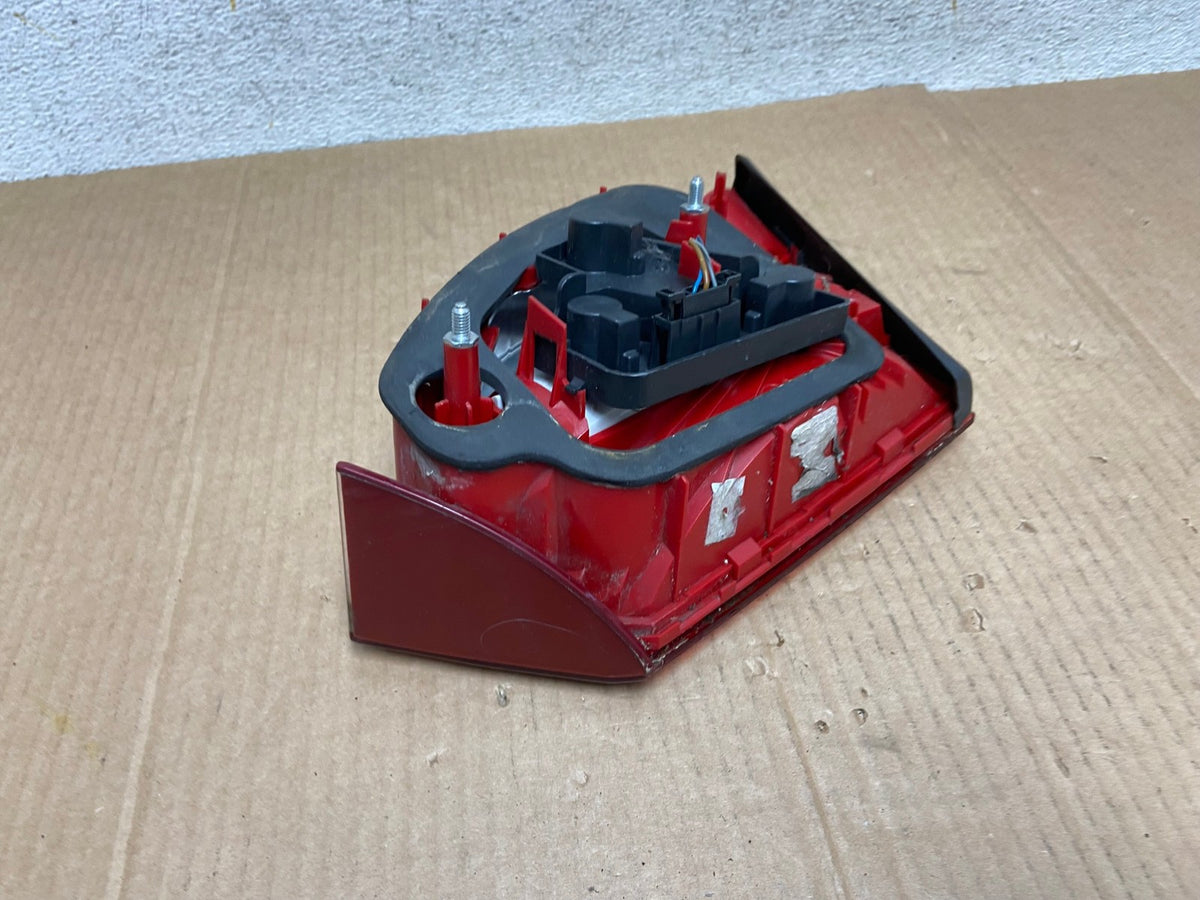 2011-2014 Volkswagen Jetta Left Driver LH Inner Trunk Tail Light AI5767 LK5