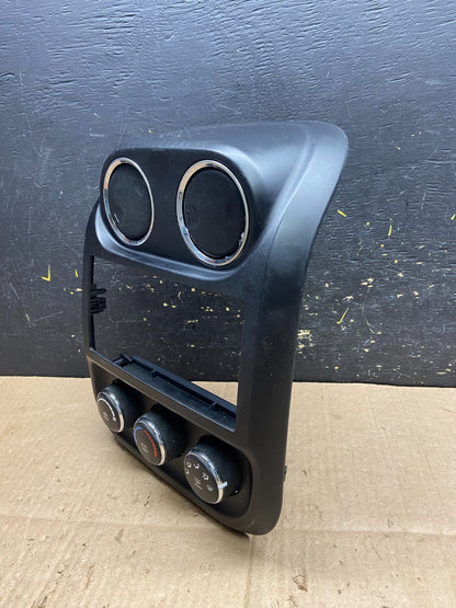 2011 to 2017 Jeep Compass Dash Climate Temperature Control Radio Bezel AB1785 DG2