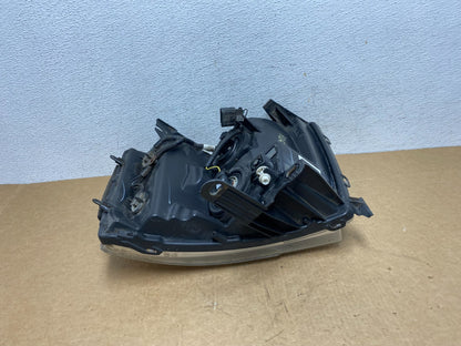 2007 to 2014 Chevrolet Silverado Right Passenger RH Side Headlight AD6100 DW5