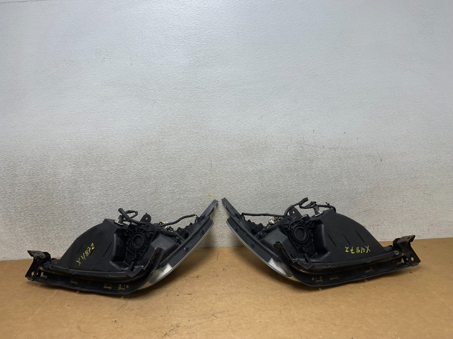 2005 2006 2007 Honda Odyssey Left+Right Set Halogen Headlights X4872 DW11