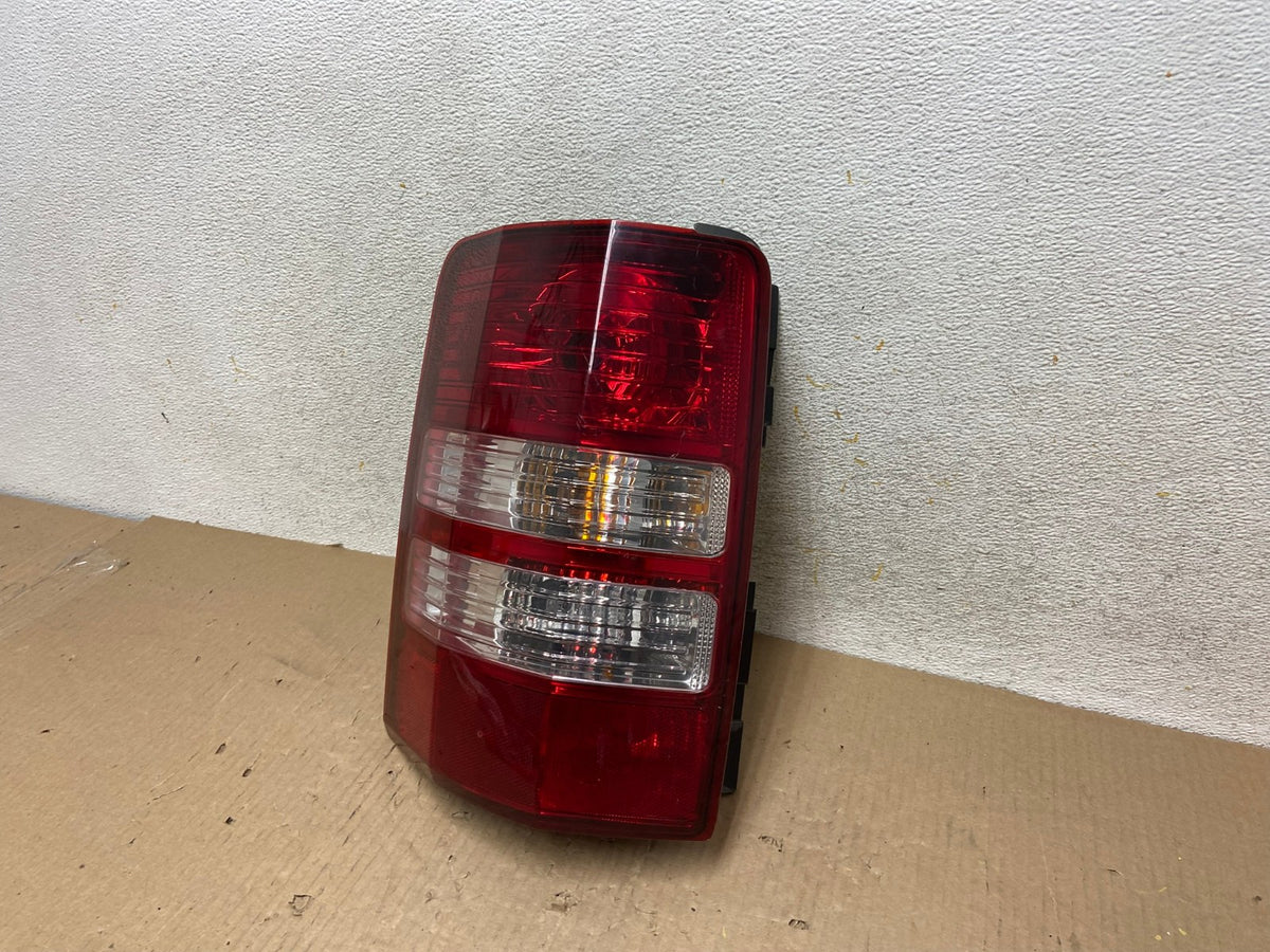 2008 to 2012 Jeep Liberty Left Driver Side Lh Tail Light AH5876 LK2