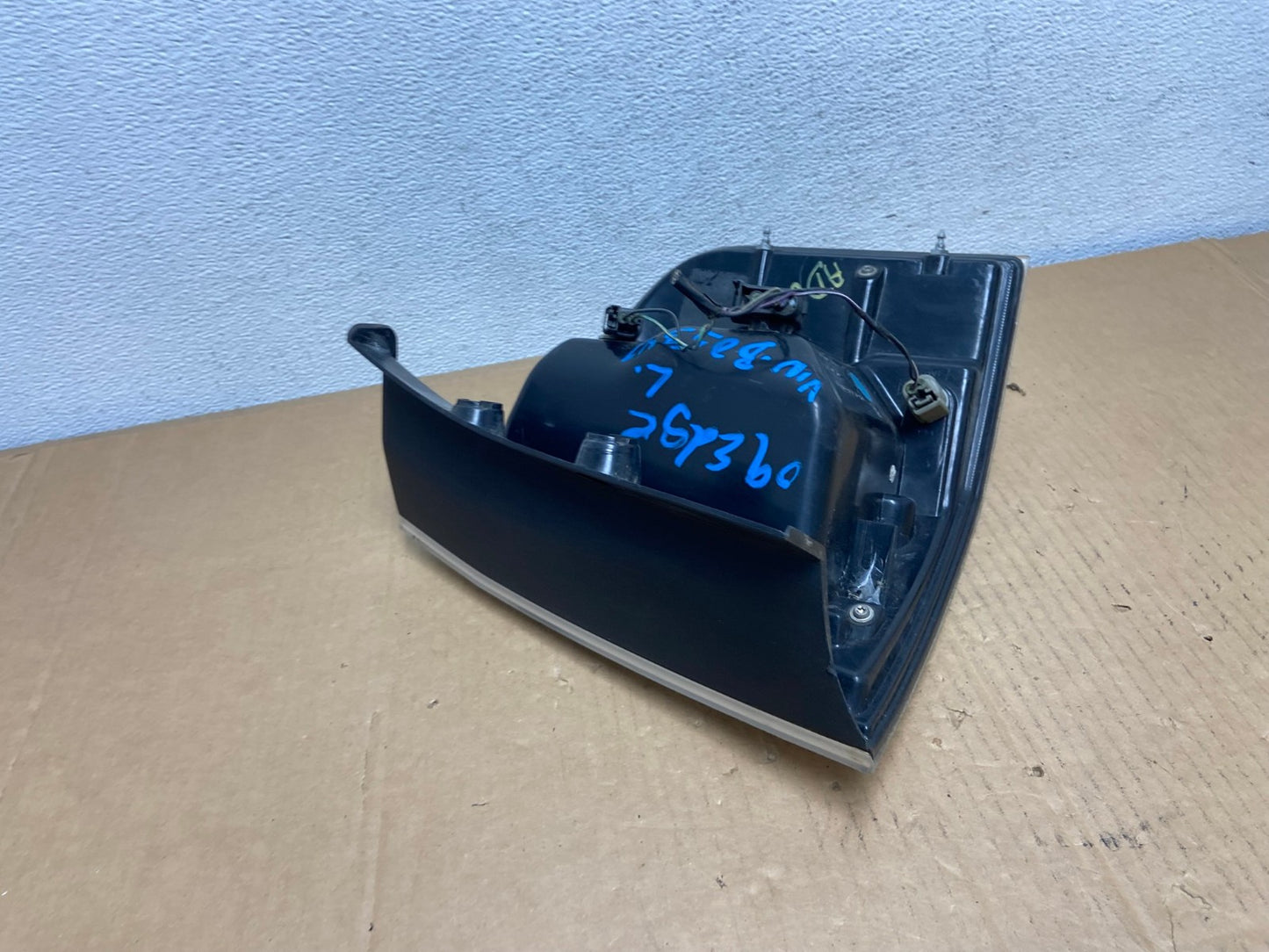 2007 2008 2009 2010 Ford Edge Tail light Left Driver LH Side AD0870 LK4