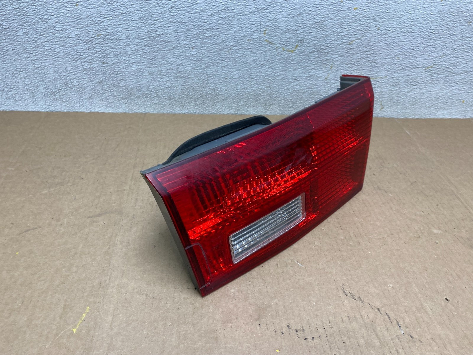 2005 Honda Accord Left Side Driver Lh Inner Trunk Lid Tail Light OEM W8438 DW2
