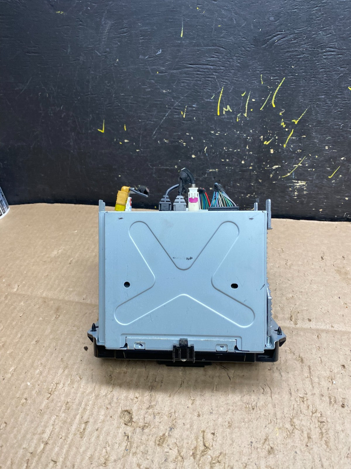 2011 - 2013 Dodge Journey Radio Info Media CD Player Unit OEM Y7838 DG4