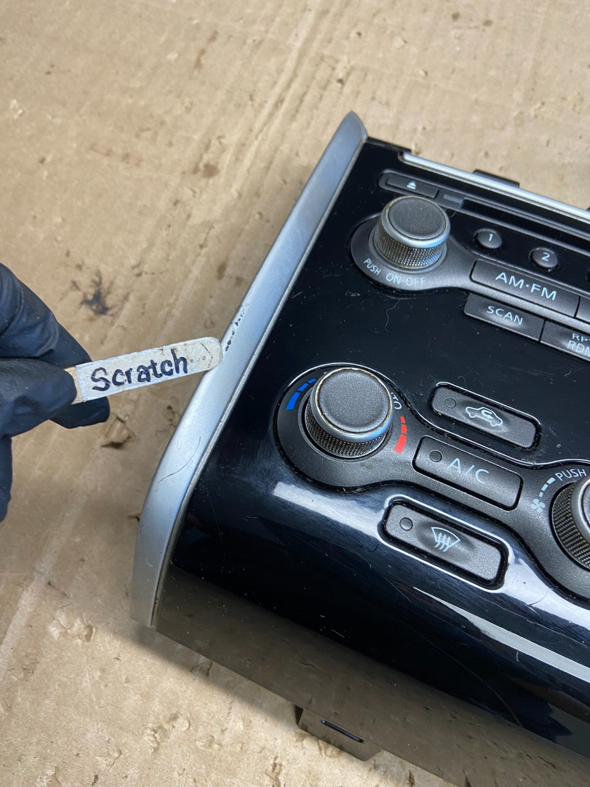 2013 to 2016 Nissan Pathfinder Radio Temperature Climate Control AE1951 DG3