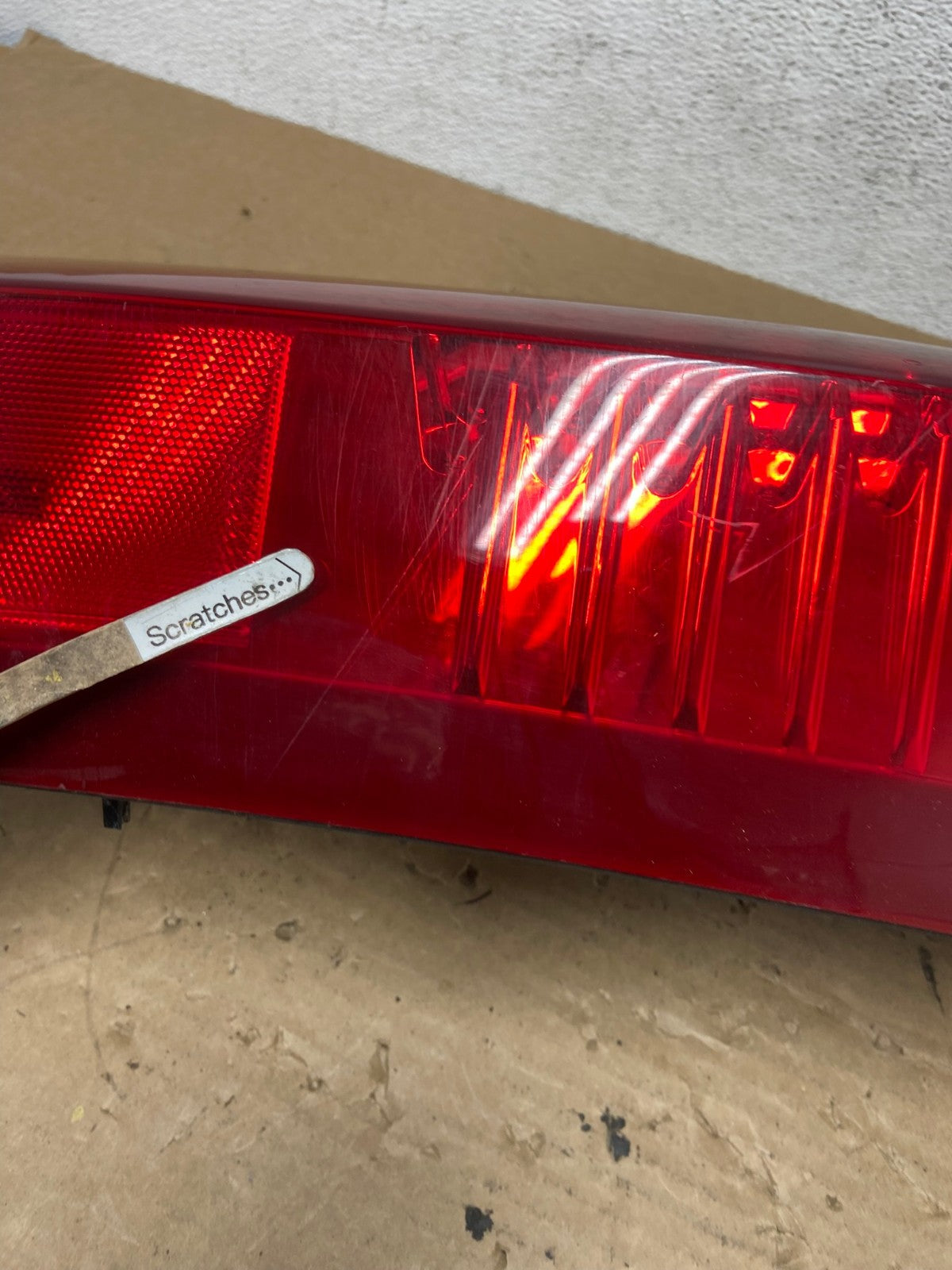 2004 to 2009 Cadillac Srx Right Passenger RH Side Tail Light AD4101 LK3