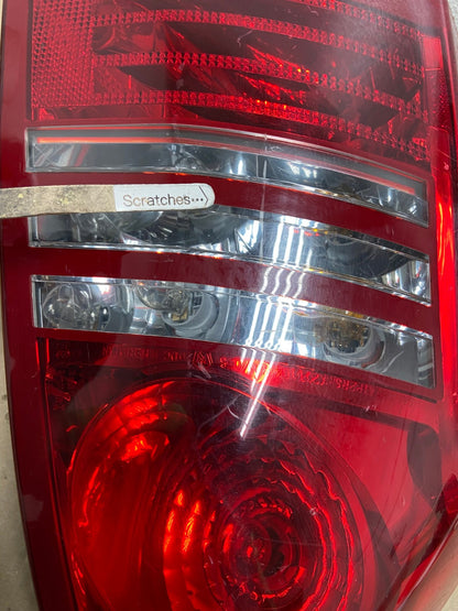 2005 2006 2007 Chrysler 300 Left Driver LH Side Tail Light AE9717 LK3