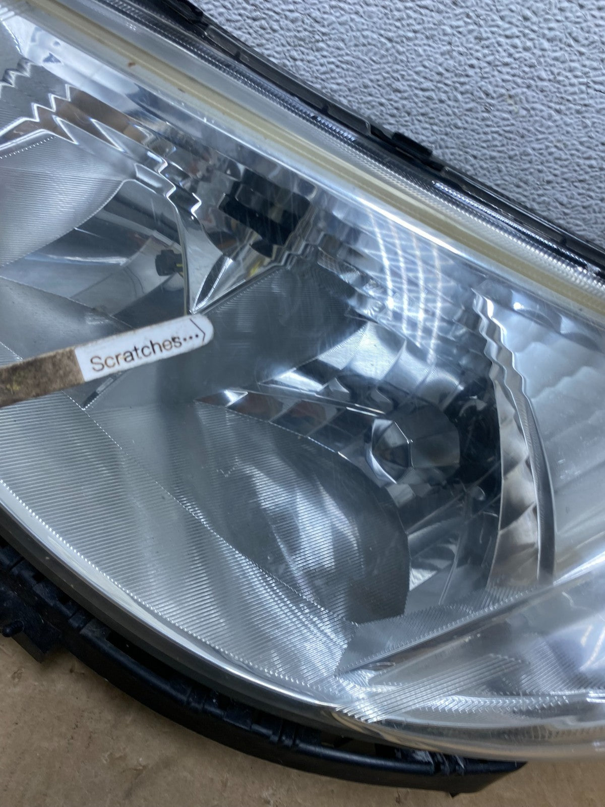2009-2013 Subaru Forester Left Driver LH Halogen Headlight AG0485 DW3