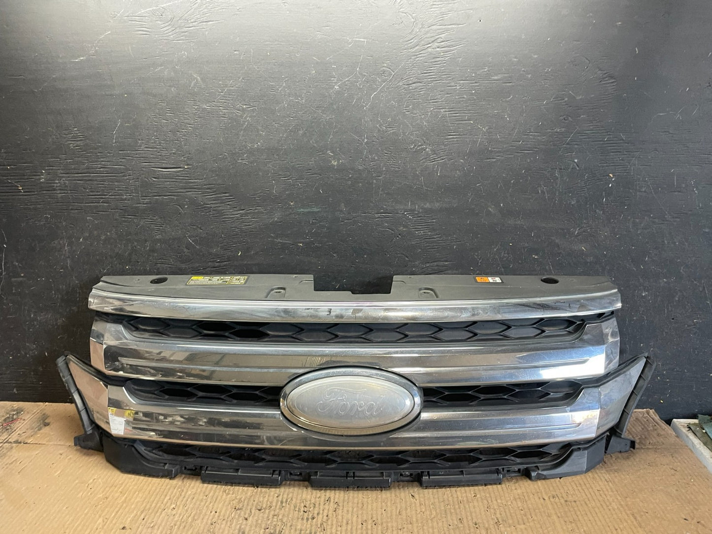 2011 2012 2013 Ford Edge Front Upper Chrome Grille Grill t9661 DG0